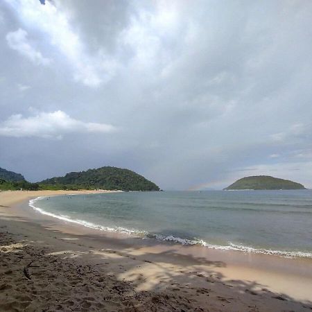 Apartamento Com Ar Cond. Na Praia Grande 우바투바 외부 사진